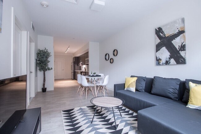 856 Beacon St unit 205, Boston, MA 02215 - photo 3