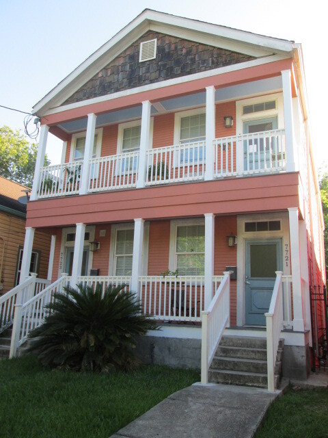 7721 Oak St, New Orleans, LA 70118