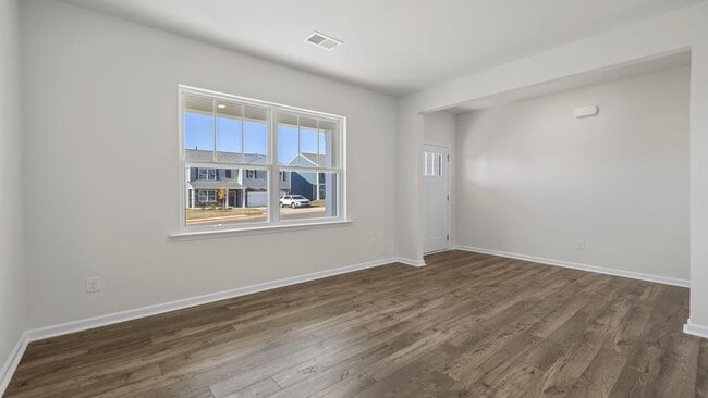 1069 Roleson Way, Woodruff, SC 29388 - photo 3