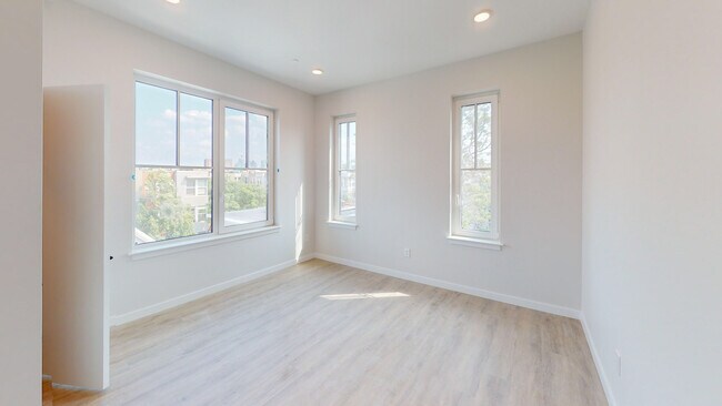 36 Mount Pleasant St unit 406, Somerville, MA 02145 - photo 2