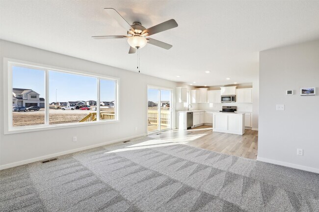 2904 3rd Ave SW, Altoona, IA 50009 - photo 2