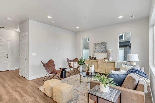 2632 2125 W, Clinton, UT 84015 - photo 4