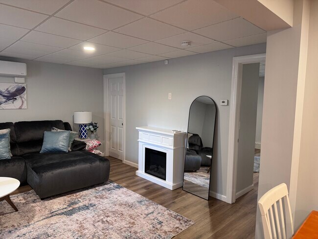 27 Old Orchard Rd unit 27A, Calverton, NY 11933 - photo 3