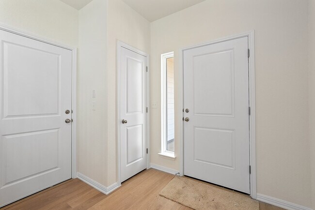 122 Dogvane Cir unit 36599156, Kyle, TX 78740 - photo 6