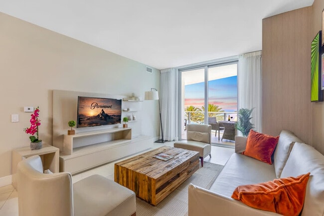 4011 S Ocean Dr unit ID1372323P, Hollywood, FL 33019 - photo 4