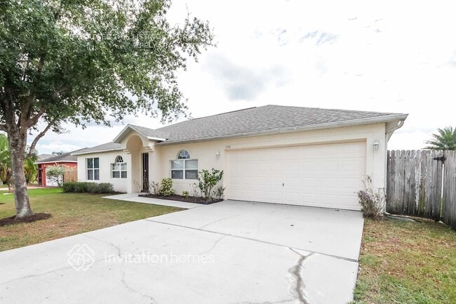 1130 St Tropez Ct, Kissimmee, FL 34759 - photo 2