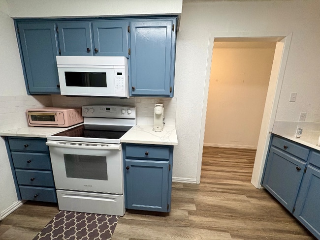 806 Wildwood Ln, Grapevine, TX 76051 - photo 4