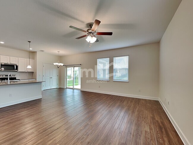 992 Heritage Blvd, Delaware, OH 43015 - photo 6