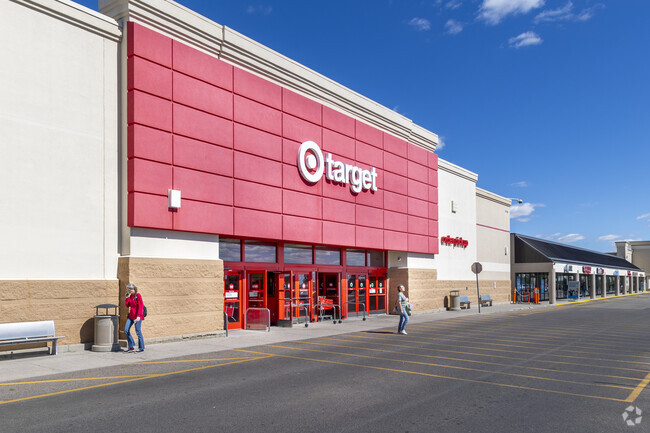 Get all your grocery and home shopping done at Lake Minnehaha.
