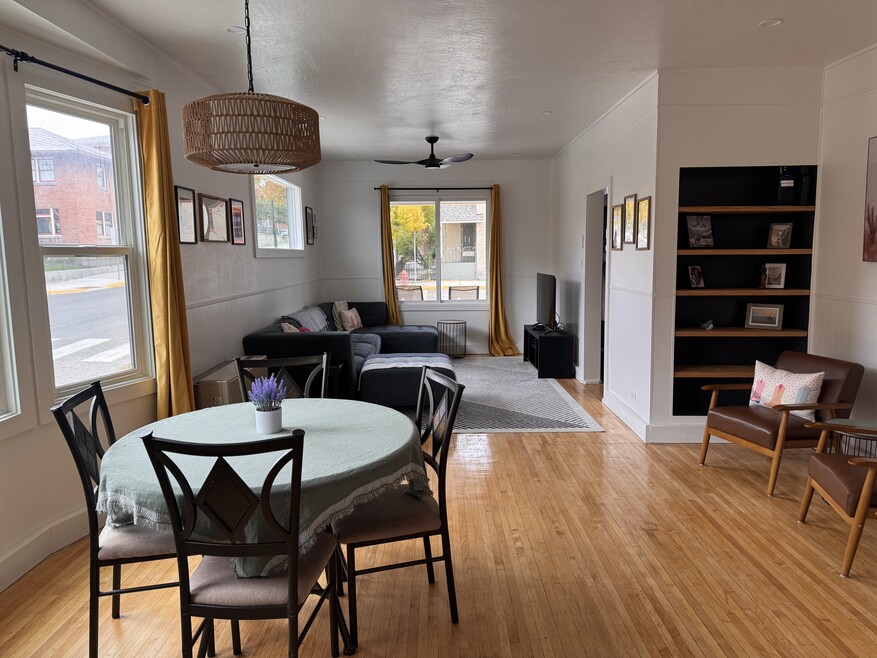 Dining & Living Area