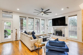 913 Tipton Rd Unit ID1056389P, Irving, TX 75060
