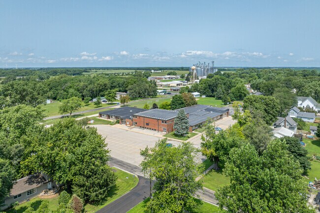 Hudson Elementary School is a public elementary school in Hudson, IL.