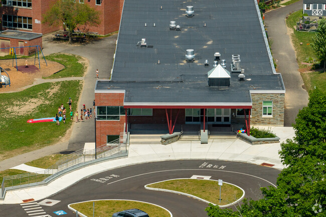 The main entrance to South Hill School.