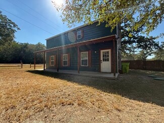 106 Harper Dr, Bastrop, TX 78602