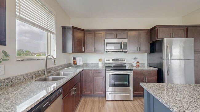 Lake Jonathan Flats, Chaska, MN 55318 - photo 5