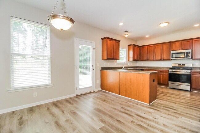 340 Darbys Run Ct, Hiram, GA 30141 - photo 7