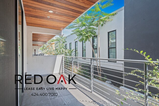 2409 Griffith Park Blvd unit 202, Los Angeles, CA 90039 - photo 3