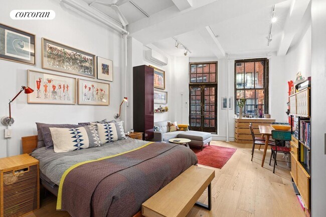 8 W 13th St, New York, NY 10011 - photo 5