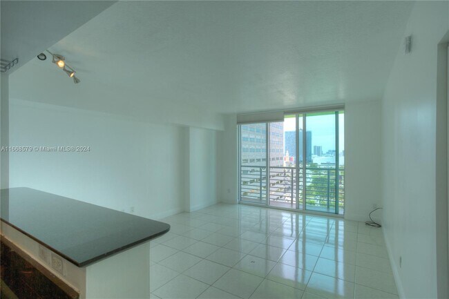 One Miami West Tower unit 4324, Miami, FL 33131 - photo 4