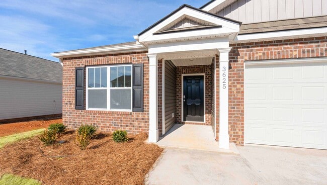 118 Elgin Dr, Laurens, SC 29360 - photo 2