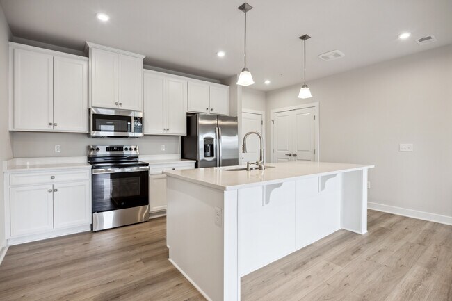 6725 Citory Way unit 204, Moseley, VA 23120 - photo 2