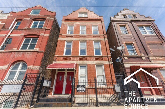 1846 W 18th St unit 3R, Chicago, IL 60608 - photo 6