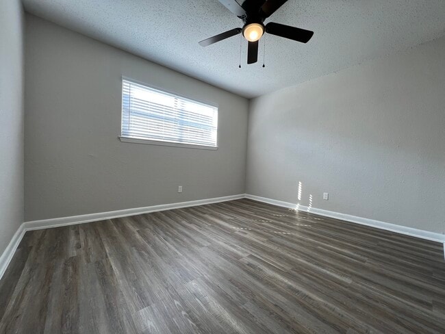 3305 Red Bluff Rd unit 82, Pasadena, TX 77503 - photo 6