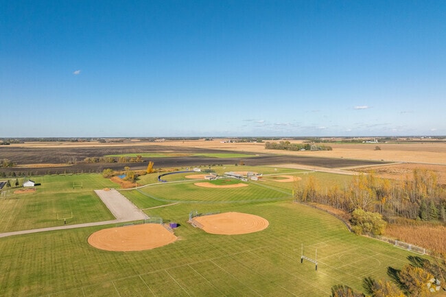 Students at Lincoln Elementary School benefit from engaging instruction and supportive relationships, building strong academic foundations during their elementary years in Glencoe.