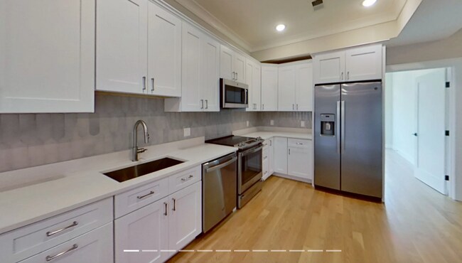 104 Warren St unit 5, Brighton, MA 02135 - photo 2