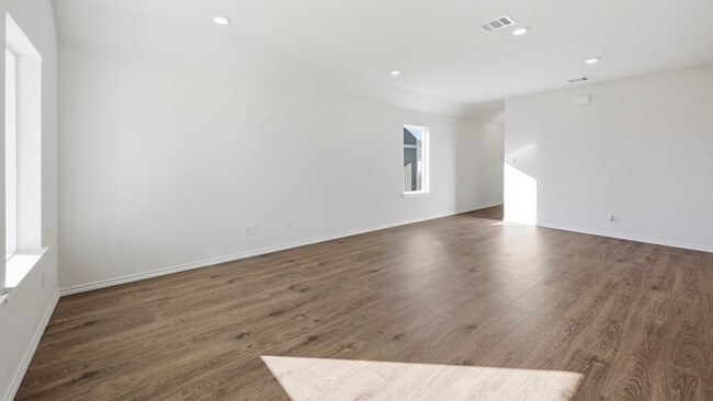 827 Tiger Lily Way, Pilot Point, TX 76258 - photo 7