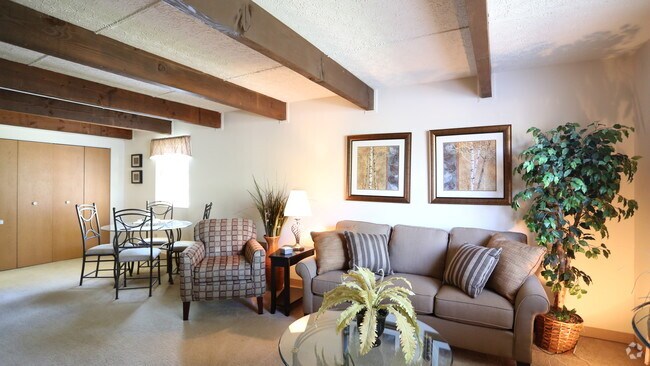 2 bedroom Living Room