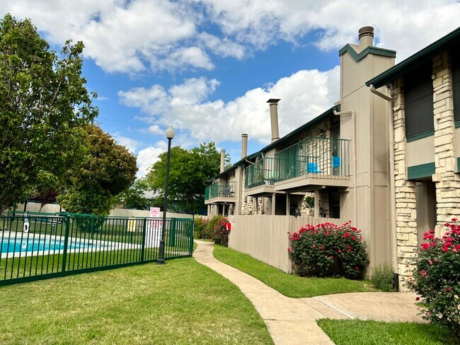 Woodwillow Townhomes and Duplexes, Austin, TX 78704 - photo 2