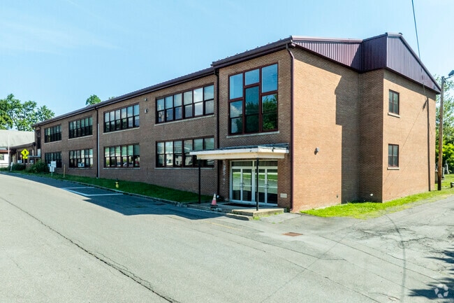 St Mary Of The Snow School in Saugerties offers religious education to students.