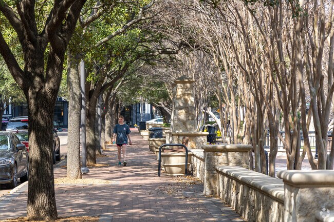 Stroll through Legacy's streets and let nature's beauty inspire.