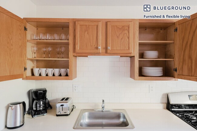 270 Harvard St unit FL2-ID1274, Cambridge, MA 02139 - photo 7