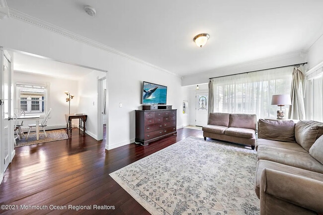 Front Entrance Living Room