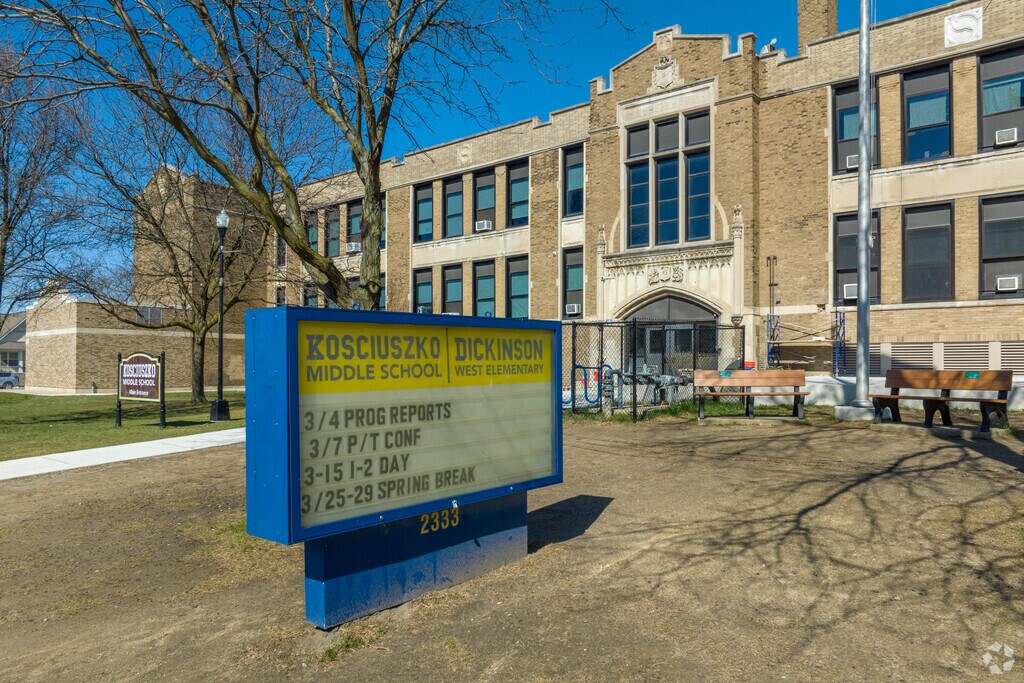 Kosciuszko Middle School welcomes Hamtramck teens.