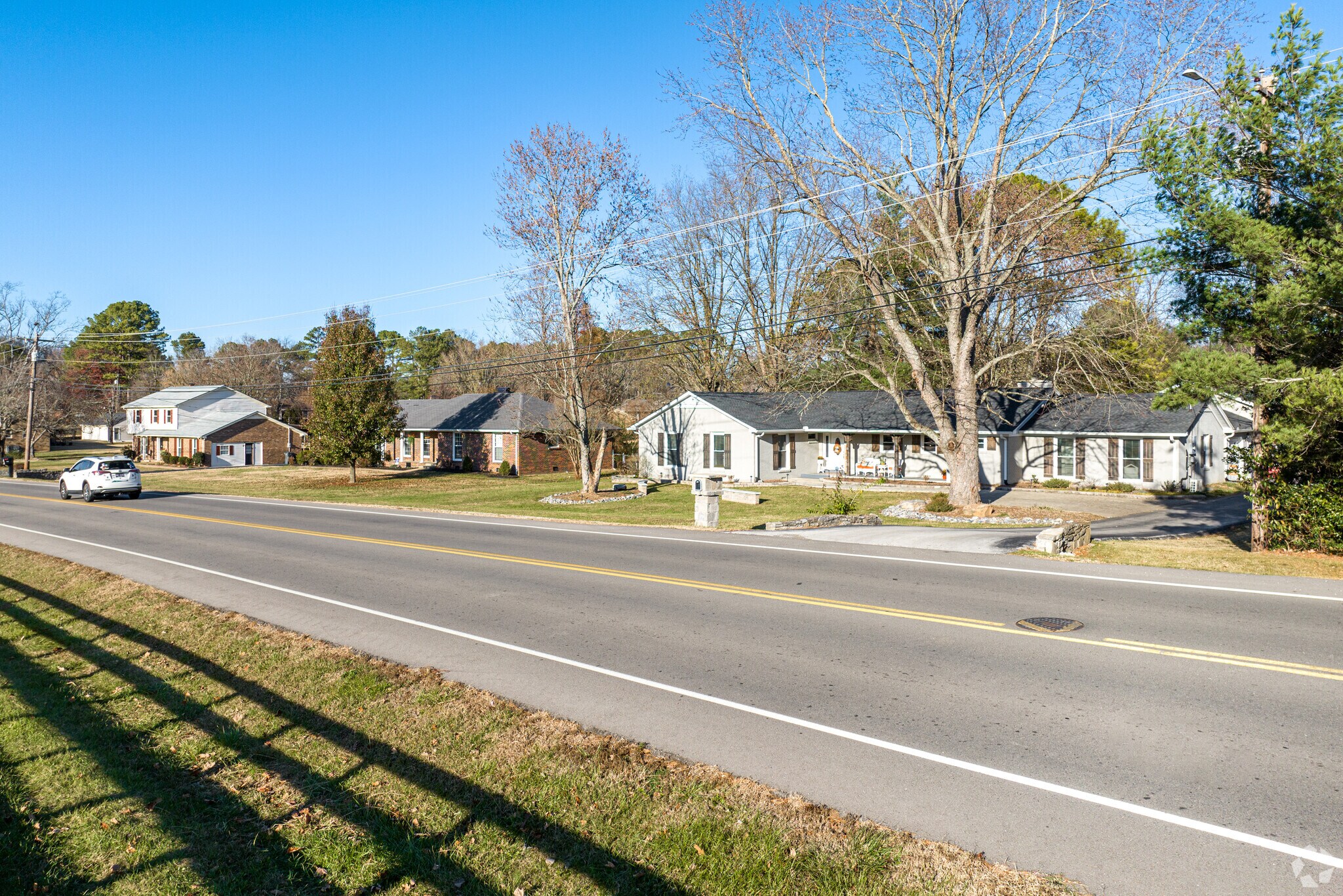 Enjoy the comfort and charm of Hampshire’s ranch homes and cottages.