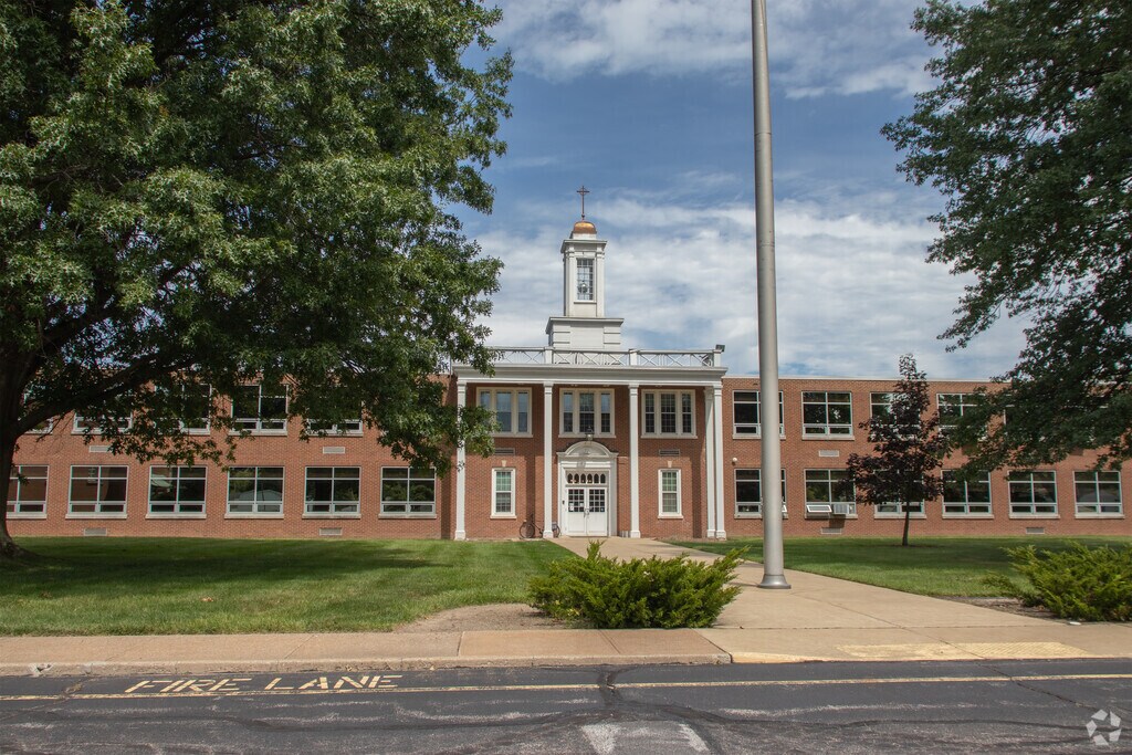 St Mary Magdalene/St Justin Martyr School provides education in the neighborhood of Eastlake.