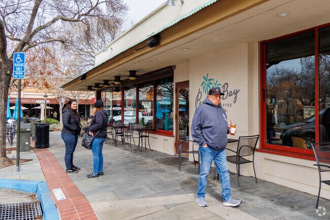 Sunset West residents enjoy the vibrant dining, shopping, and events in Downtown Livermore.