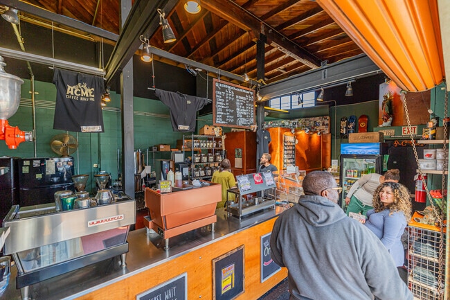 Savor artisanal brews at Seaside's Acme Coffee Roasting.