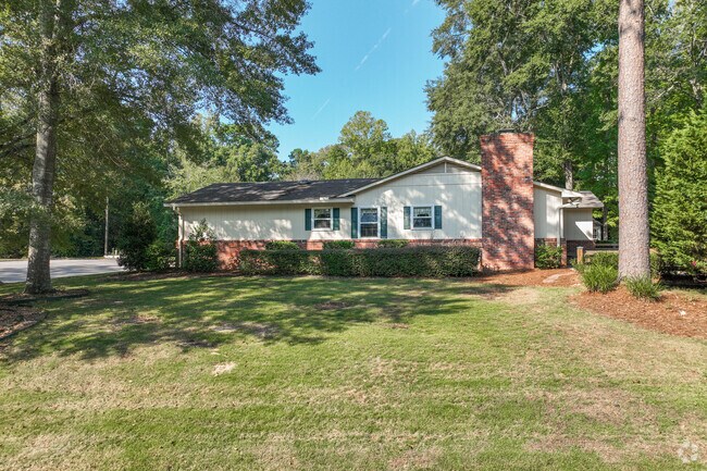Ranch homes sit on lots ranging from a quarter to a half-acre.
