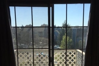 402 Carhart Ct Unit 402, East Brunswick, NJ 08816