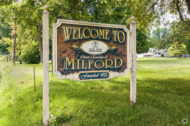 Milford's downtown is full of great shops and restaurants with green space and lakes nearby.