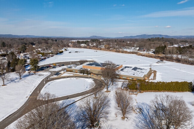 Smith Academy receives an overall grade of B from Niche.