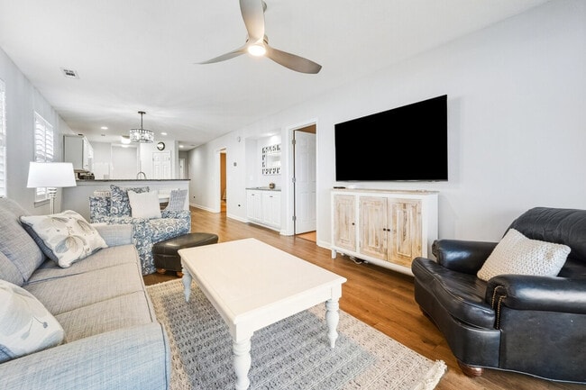 568 Pinehurst Ln unit ID1370709P, Pawleys Island, SC 29585 - photo 2