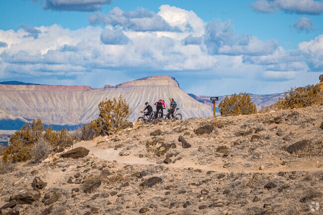 Fruitvale, Colorado, is a paradise for outdoor enthusiasts, with scenic trails weaving through rolling hills, orchards, and stunning mountain backdrops. Whether hiking, biking, or simply taking a stroll, these paths offer the perfect escape into nature.