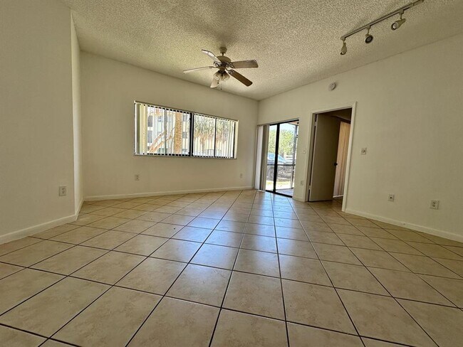 2445 SW 18th Terrace unit 502, Fort Lauderdale, FL 33315 - photo 7