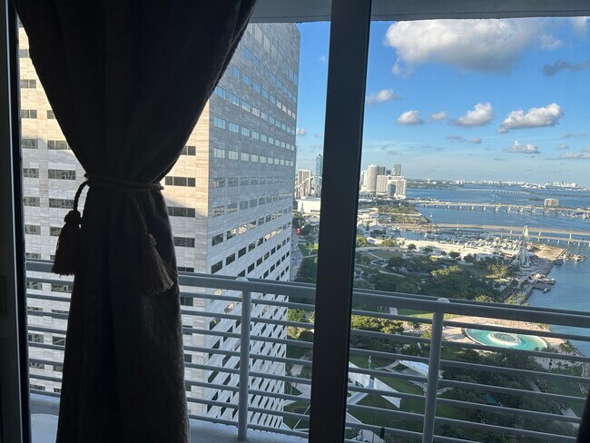 One Miami West Tower unit 4016, Miami, FL 33131 - photo 7