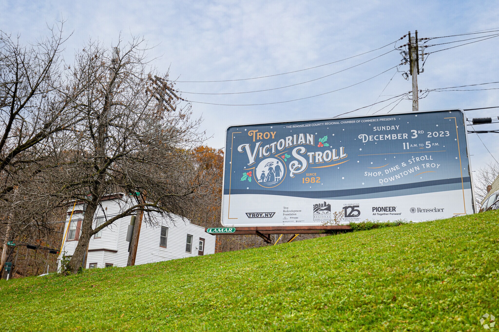 South Troy offers many holiday events like the immensely popular Victorian Stroll.